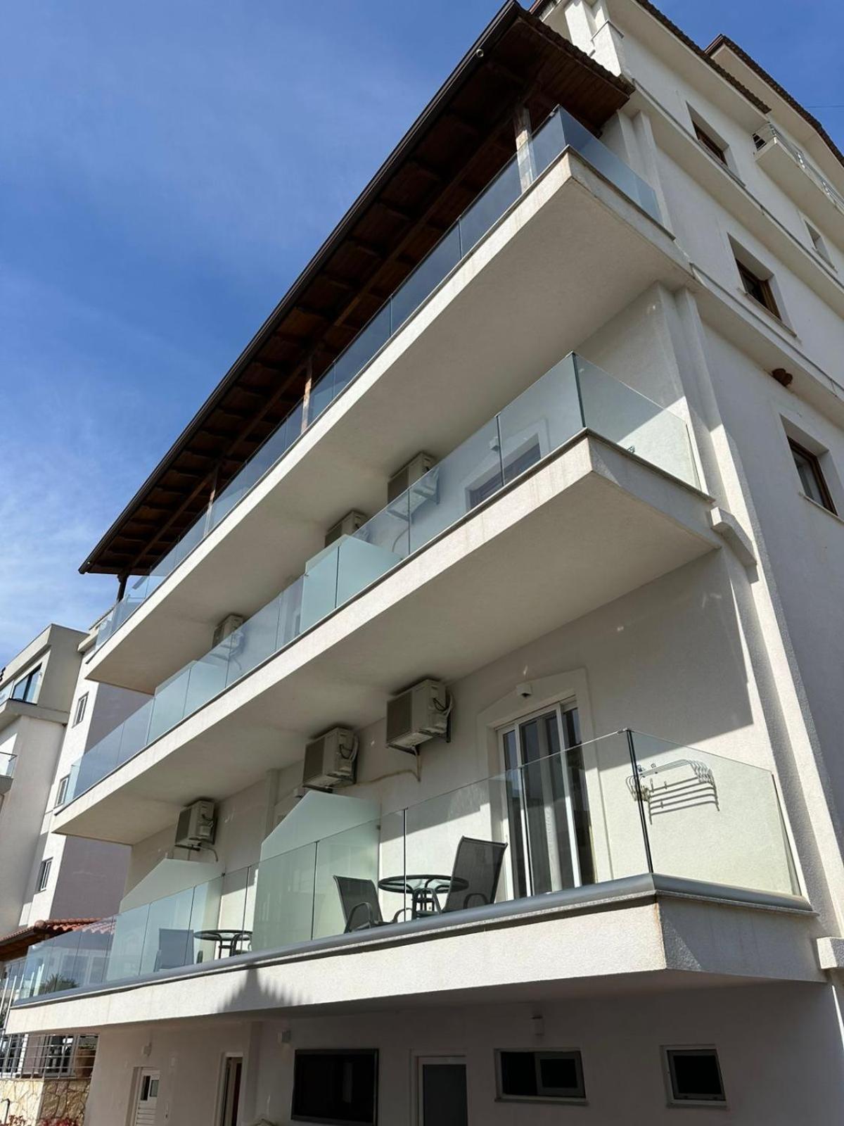 Hotel Marku Ksamil Luaran gambar